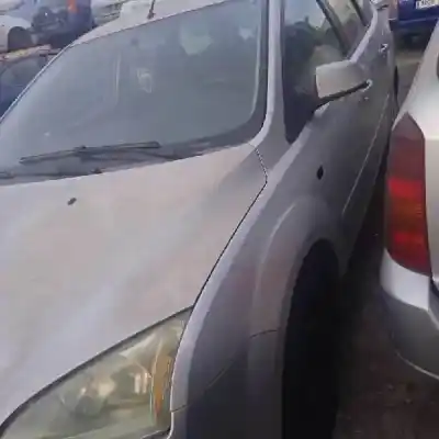 Veicolo di demolizione ford focus sportbreak (cap) hwda dell'anno 2004 alimentato 