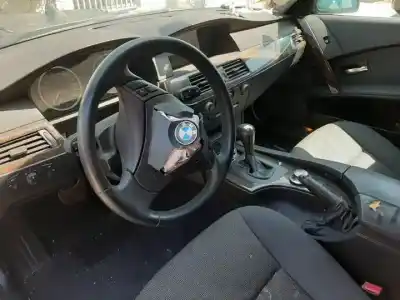 Veículo de Sucata bmw 5 (e60) 520 i do ano 2004 alimentado 