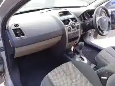 Scrapping Vehicle renault megane ii berlina 5p k4m761 of the year 2005 powered 