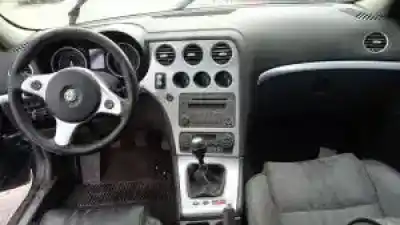 Veículo de Sucata alfa romeo 159 (140) 939a2000 do ano 2005 alimentado 