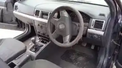 Scrapping Vehicle opel vectra c caravan z22yh of the year 2003 powered 