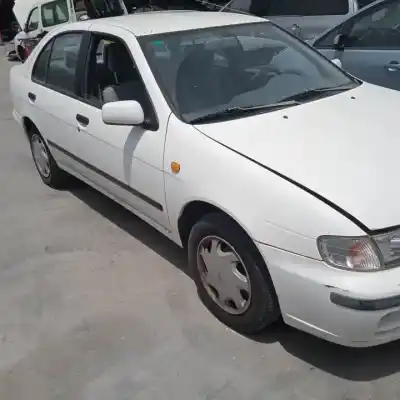 Sloopvoertuig nissan almera (n15) ga16de van het jaar 1995 aangedreven 