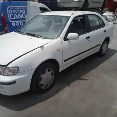 Sloopvoertuig nissan almera (n15) ga16de van het jaar 1995 aangedreven 