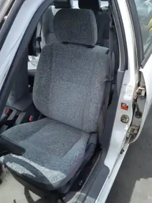 Sloopvoertuig nissan almera (n15) ga16de van het jaar 1995 aangedreven 