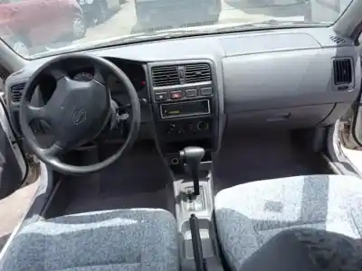 Sloopvoertuig nissan almera (n15) ga16de van het jaar 1995 aangedreven 