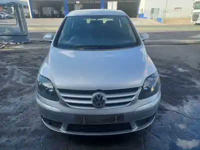Veículo de Sucata VOLKSWAGEN GOLF PLUS (5M1) BLR do ano 2004 alimentado 