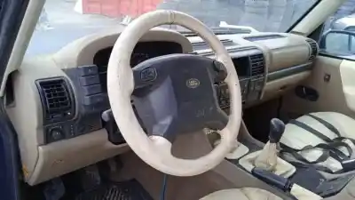 Veículo de Sucata land rover discovery (lt) 15p do ano 1999 alimentado 