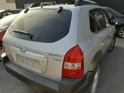Scrapping Vehicle hyundai tucson (jm) d4ea-v of the year 2004 powered 