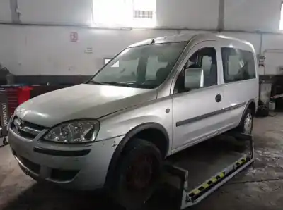 Veículo de Sucata opel combo d-z13dtj do ano 2006 alimentado 