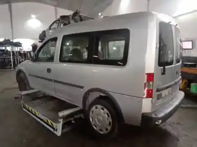 Veículo de Sucata opel combo d-z13dtj do ano 2006 alimentado 