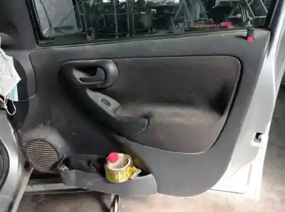 Veículo de Sucata opel combo d-z13dtj do ano 2006 alimentado 