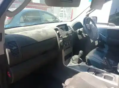 Здавання транспортного засобу nissan navara pick-up (d40m) yd25ddti року 2005 потужний 