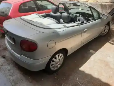 Здавання транспортного засобу renault megane i fase 2 cabriolet (ea..) k4m700 .k7m702.k4m700.k4ma7.k4m.k4m708 року 2000 потужний 