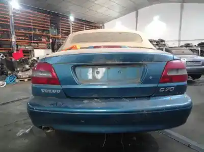Здавання транспортного засобу volvo c70 cabriolet b5244t року 1999 потужний 
