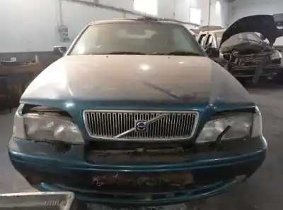 Здавання транспортного засобу volvo c70 cabriolet b5244t року 1999 потужний 
