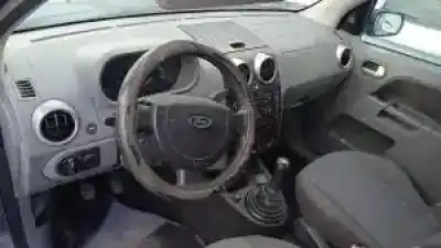 Veículo de Sucata ford fusion (cbk) fxja do ano 2002 alimentado 