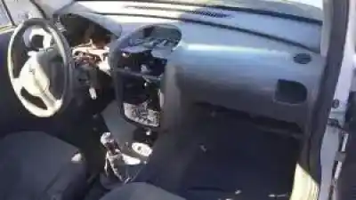 Scrapping Vehicle opel combo z13dtj of the year 2006 powered 