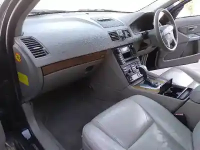 Sloopvoertuig volvo xc90 i (275) 2.5 t awd van het jaar 2004 aangedreven 