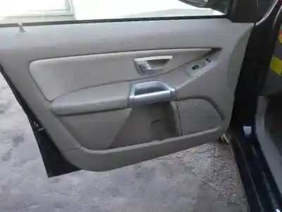 Sloopvoertuig volvo xc90 i (275) 2.5 t awd van het jaar 2004 aangedreven 