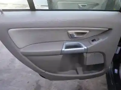 Sloopvoertuig volvo xc90 i (275) 2.5 t awd van het jaar 2004 aangedreven 