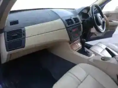 Veículo de Sucata bmw x3 (e83) m54256s5 do ano 2004 alimentado 