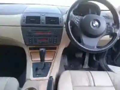Veículo de Sucata bmw x3 (e83) m54256s5 do ano 2004 alimentado 