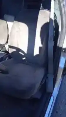 Veículo de Sucata citroen c5 berlina 4hx(dw12ted4/fap) do ano 2001 alimentado 