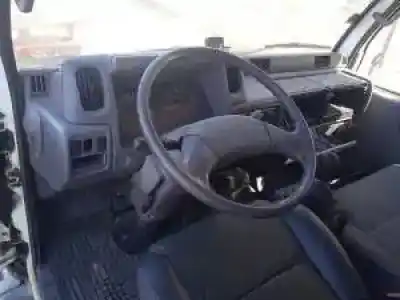 Verschrottungsfahrzeug nissan cabstar e bd30d des jahres 2002 angetrieben 