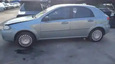 Sloopvoertuig chevrolet lacetti f14d3-g van het jaar 2004 aangedreven 