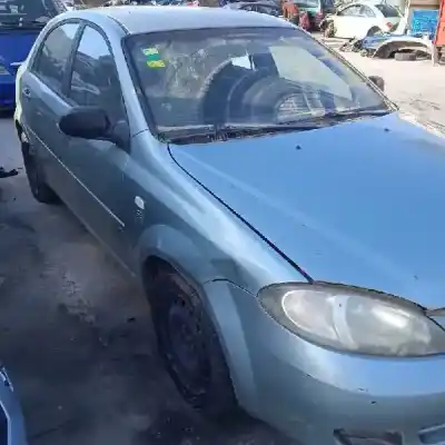 Sloopvoertuig chevrolet lacetti f14d3-g van het jaar 2004 aangedreven 
