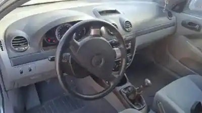 Sloopvoertuig chevrolet lacetti f14d3-g van het jaar 2004 aangedreven 