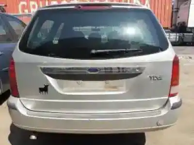 Veículo de Sucata ford focus turnier (cak) c9dc do ano 1998 alimentado 