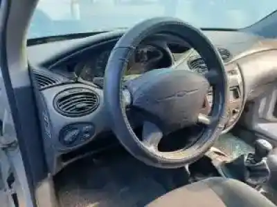 Veículo de Sucata ford focus turnier (cak) c9dc do ano 1998 alimentado 