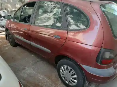 Scrapping Vehicle renault megane i scenic (ja0) k7m702 of the year 1998 powered 