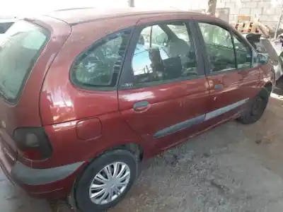 Scrapping Vehicle renault megane i scenic (ja0) k7m702 of the year 1998 powered 