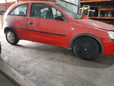 Veicolo di demolizione opel corsa c g-z12xe dell'anno 2000 alimentato 