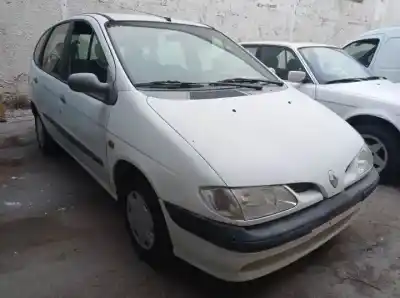 Scrapping Vehicle renault megane i scenic (ja0) k7m720 of the year 1996 powered 