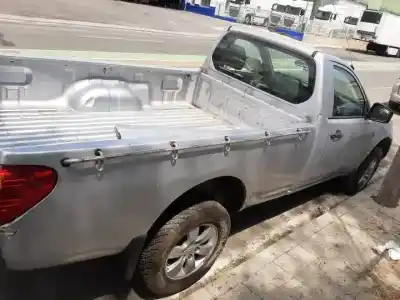 Здавання транспортного засобу mitsubishi l 200 (ka0/kb0) 4d56hp року 2010 потужний 