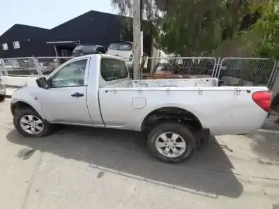 Здавання транспортного засобу mitsubishi l 200 (ka0/kb0) 4d56hp року 2010 потужний 