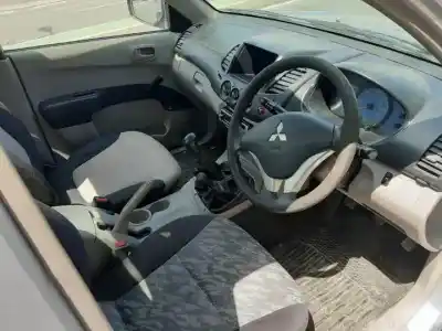 Здавання транспортного засобу mitsubishi l 200 (ka0/kb0) 4d56hp року 2010 потужний 