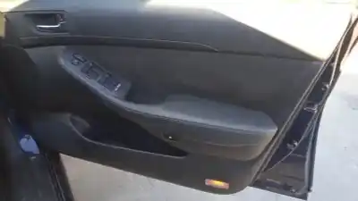 Veículo de Sucata toyota avensis berlina (t25) 1zzfe do ano 2003 alimentado 