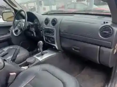 Veicolo di demolizione jeep cherokee (kj) enr dell'anno 2001 alimentato 