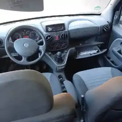 Здавання транспортного засобу fiat i doblò (119) 223a9000 року 2005 потужний 