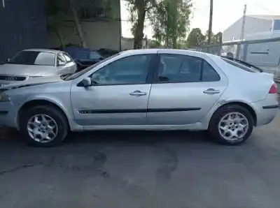 Здавання транспортного засобу renault laguna ii (bg0) f9q750 року 2001 потужний 