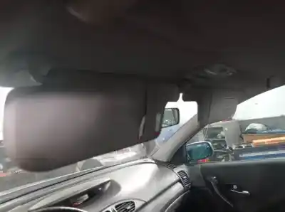 Здавання транспортного засобу renault laguna ii (bg0) f9q750 року 2001 потужний 