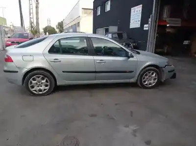 Здавання транспортного засобу renault laguna ii (bg0) f9q750 року 2001 потужний 