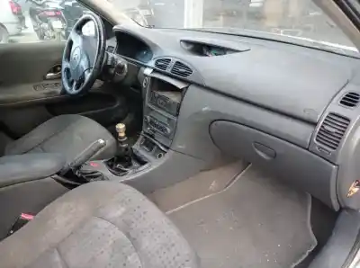 Здавання транспортного засобу renault laguna ii (bg0) f9q750 року 2001 потужний 