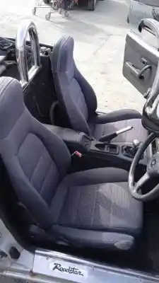 Здавання транспортного засобу mazda mx-5 (na) b64f року 1989 потужний 