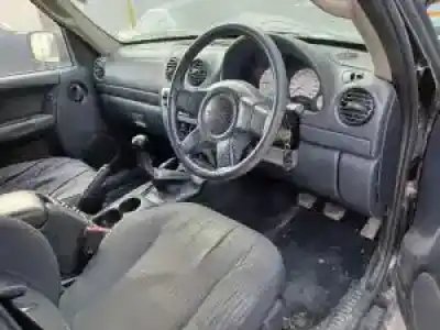 Veicolo di demolizione jeep cherokee (kj) ed1 dell'anno 2001 alimentato 