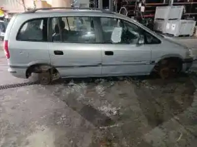 Veículo de Sucata opel zafira a z16xe do ano 1999 alimentado 